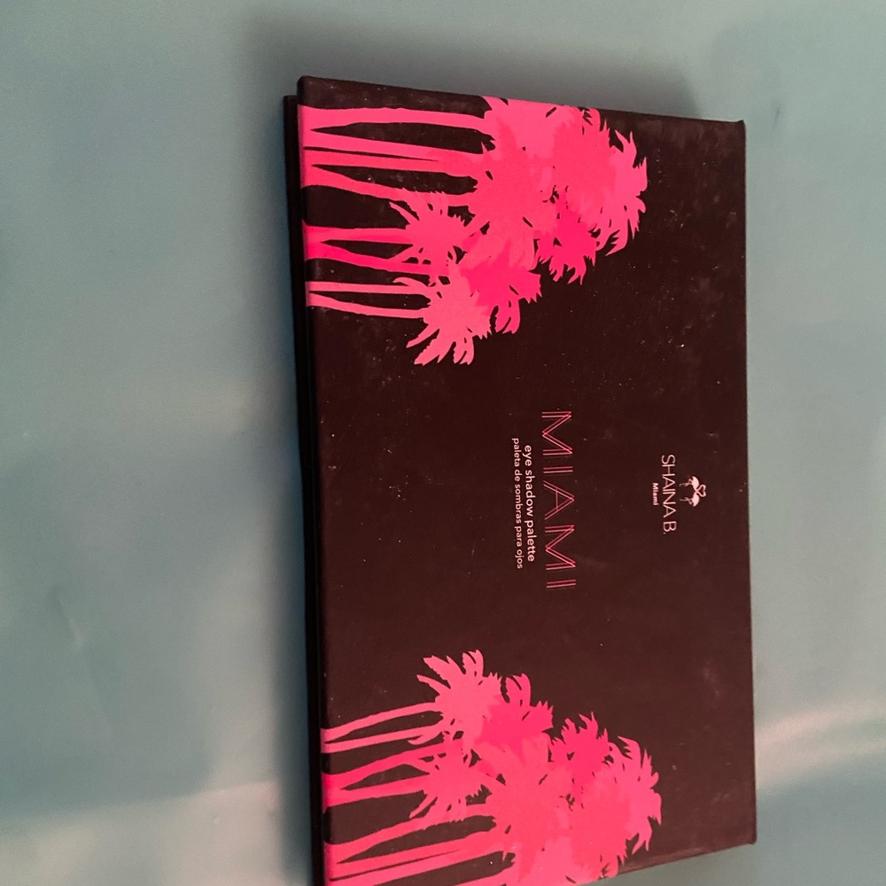 New eyeshadow palette.